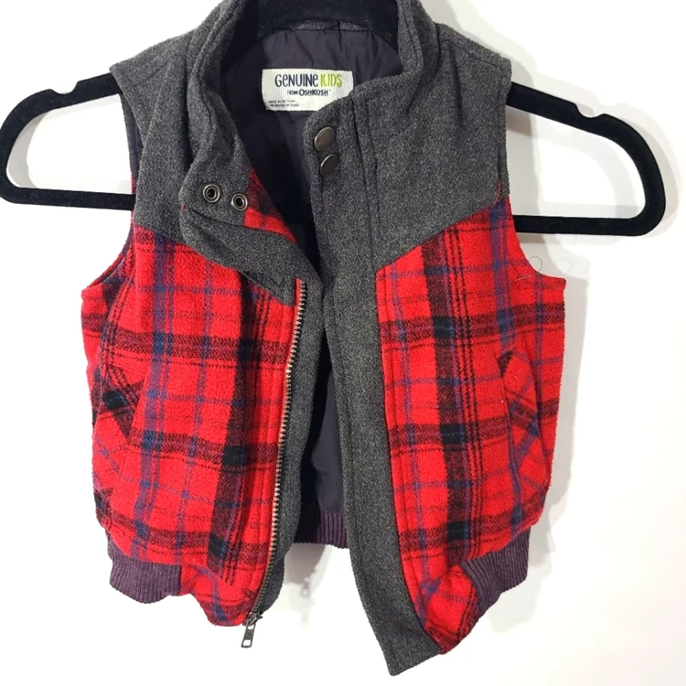 OshKosh Genuine Kids‎ Childs Boys Size 3T Red Gray Black Plaid Vest Wool Outside